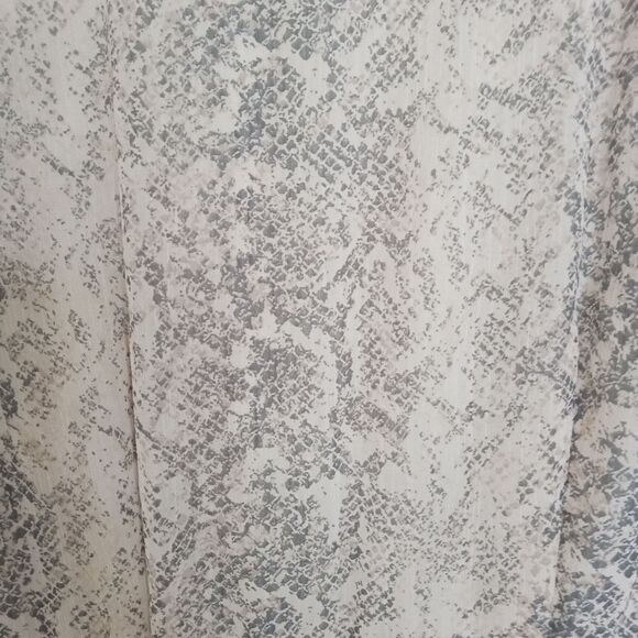 Abercrombie & Fitch Short Sleeve V Neck Snakeskin Wrap Mini Dress Tan Size XS - Picture 7 of 10